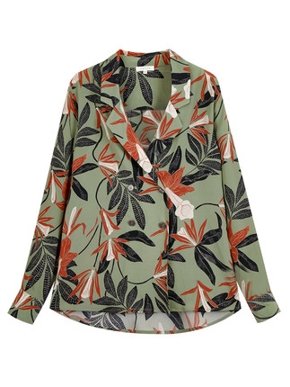 Design skjorte med blomstertryk i silke